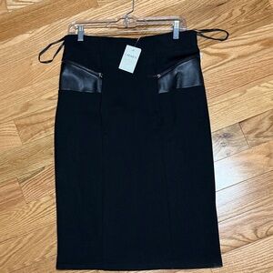 Carmen Marc Valvo Black Pencil Skirt with Leather Pocket Accents